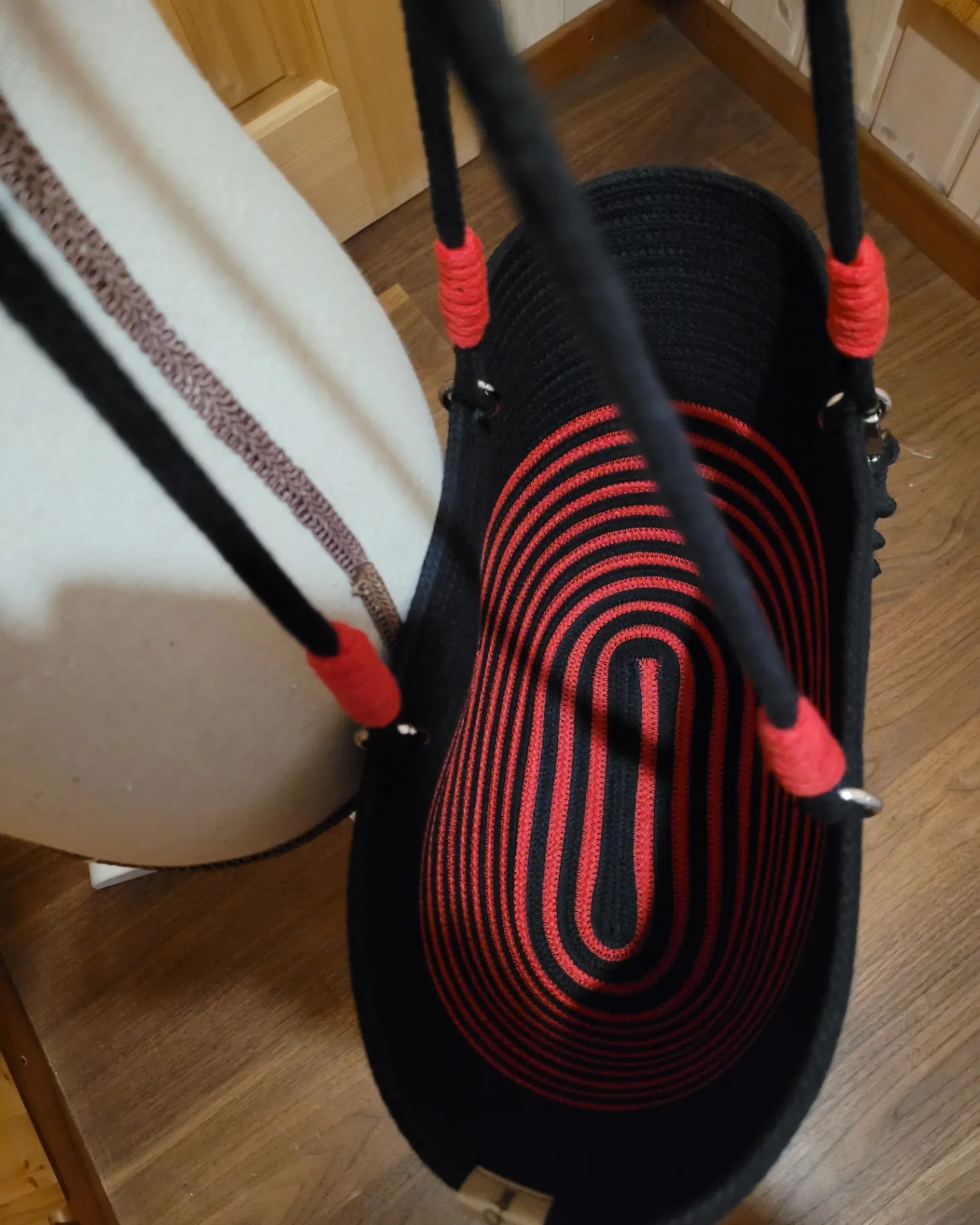 Damentasche aus Baumwollseilen