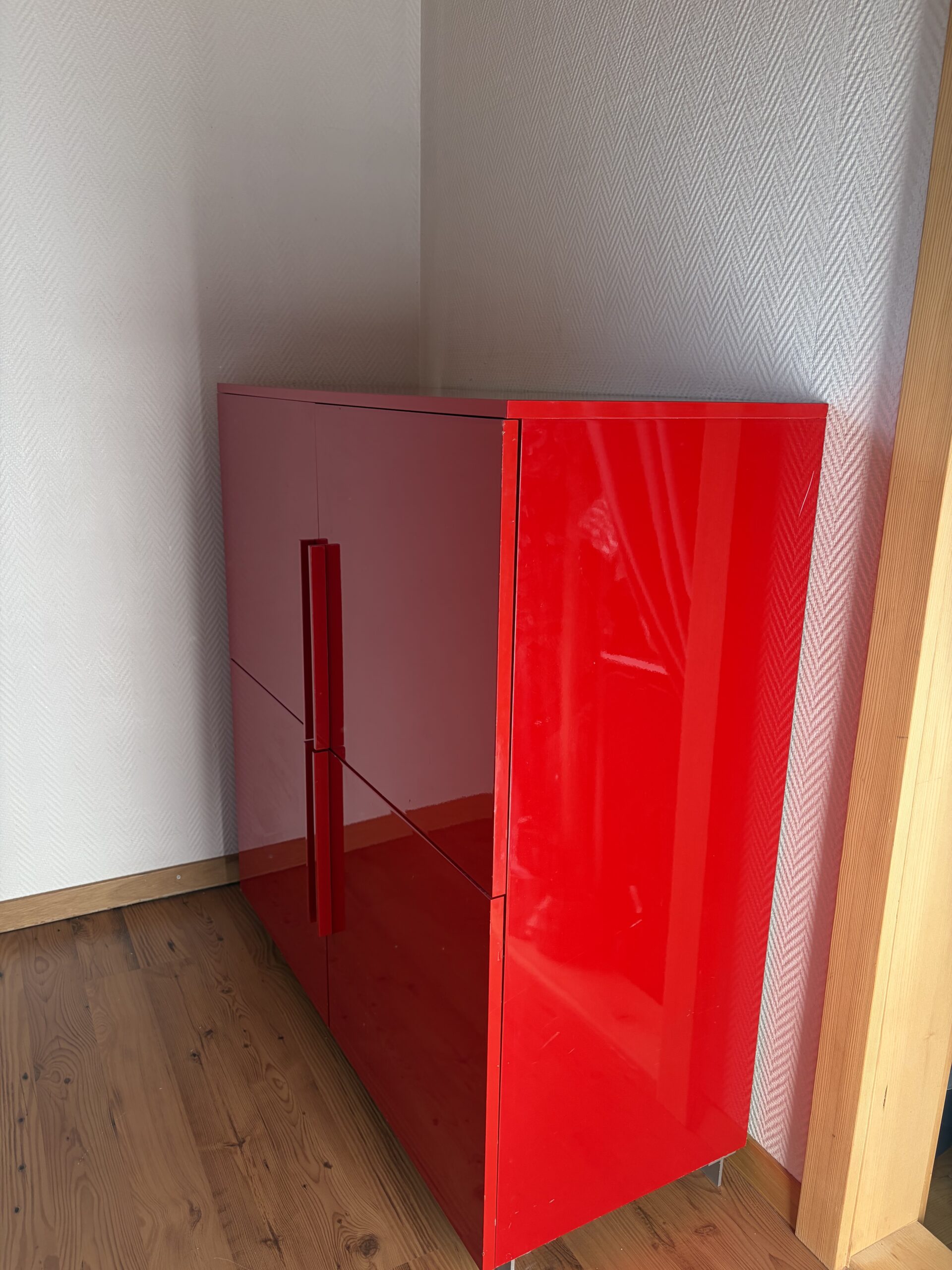 Schrank gratis zum Abholen